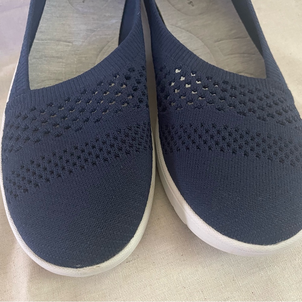 Clark’s Cloudsteppers size 8.5 Navy